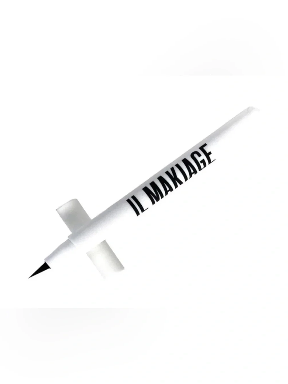 IL Makiage Black Card Liquid Eyeliner- waterproof, pigmented, precise, vegan